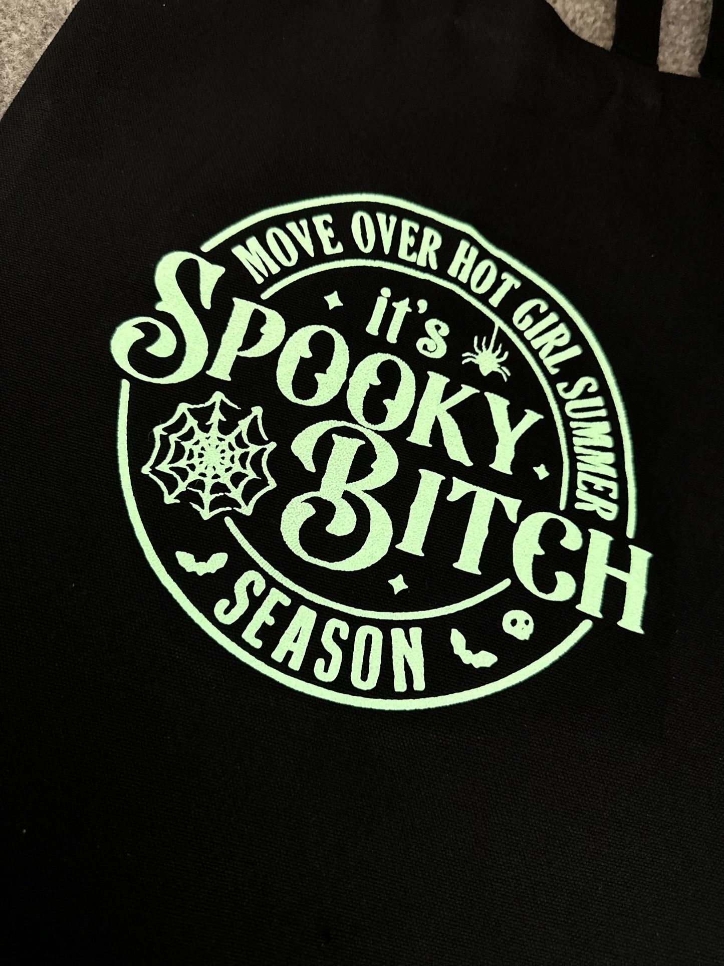 Halloween theme glow in the dark tote bag